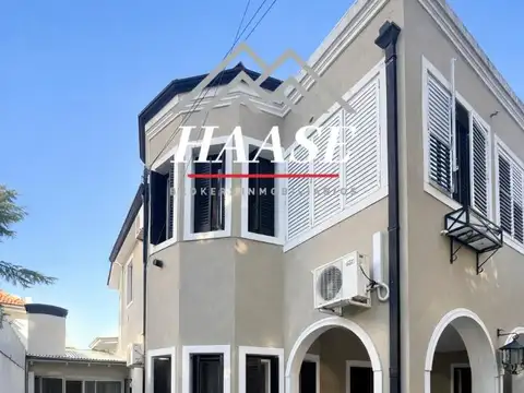 Casa en Venta en Vicente Lopez Vias / Maipu, USD 450.000