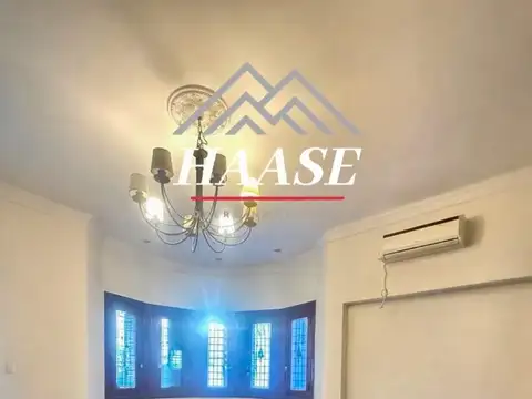 Casa antigua 14 x 17m a actualizar Segurola Vte. López