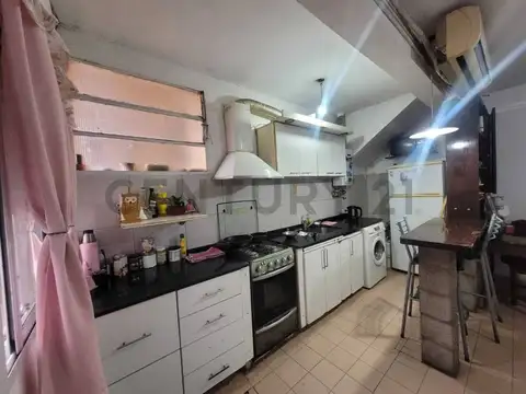 Zañartu 400, Piso 1