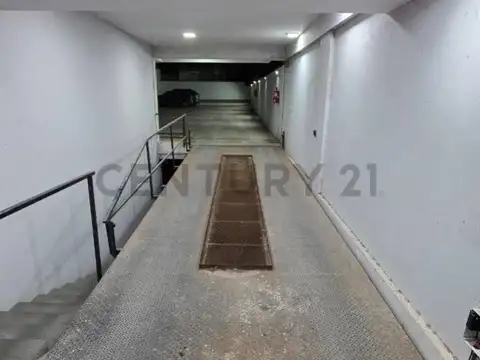 18 e/ 41 y 42 100, Piso 0