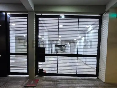 Cochera descubierta en Barrio La Loma, La Plata