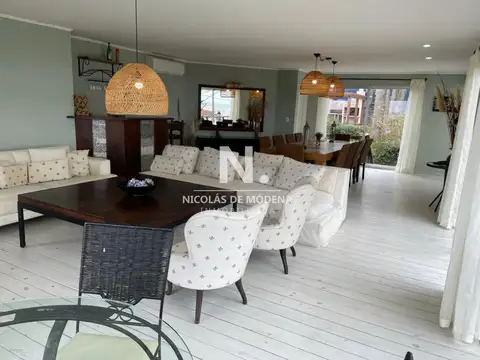 Casa en Alquiler Temporal de 5 dormitorios