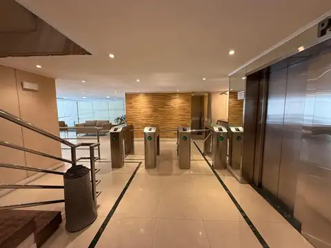 Alquiler Oficina Torre  Libertad Plaza Cagancha 