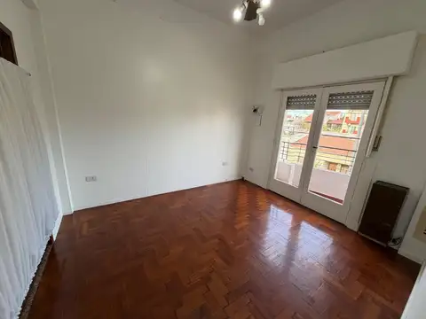 Depto Tipo Casa en Alquiler de 3 dormitorios