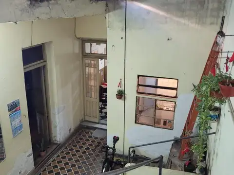 Casa en Mataderos 5 Ambientes Patio Terraza Exc. Ubic.