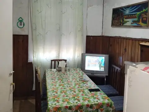 Casa 5 ambientes con 1 baño