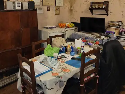 Casa 5 ambientes con 1 baño