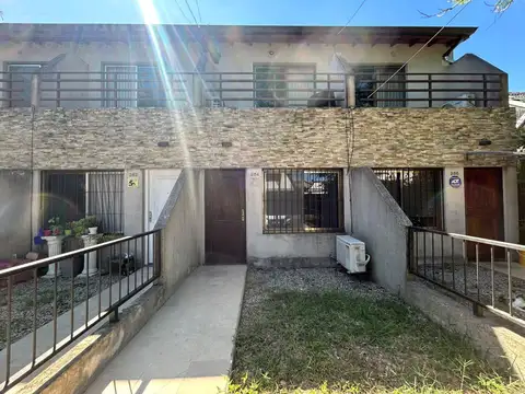 CSN. Duplex en venta, apto crédito, 2 dormitorios, Villa Morra, Pilar