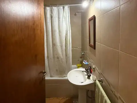 Departamento de 3 ambientes con cochera