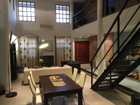 Casa en Venta en Zárate, USD 250.000