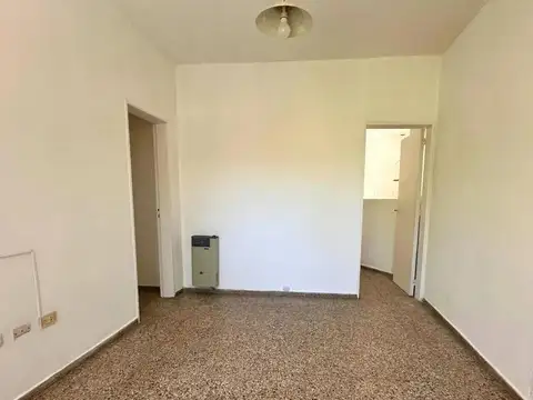 Juan Crisostomo Lafinur 2400, Piso 1