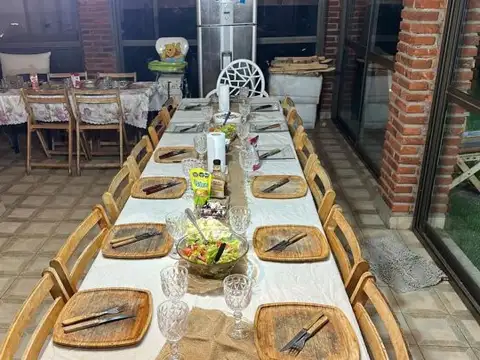 Casa 6 ambientes con 3 baños