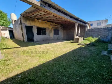 Casa con Pileta en Venta
