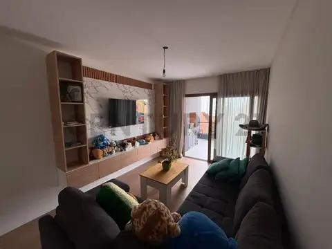 Departamento 4 ambientes con 2 baños