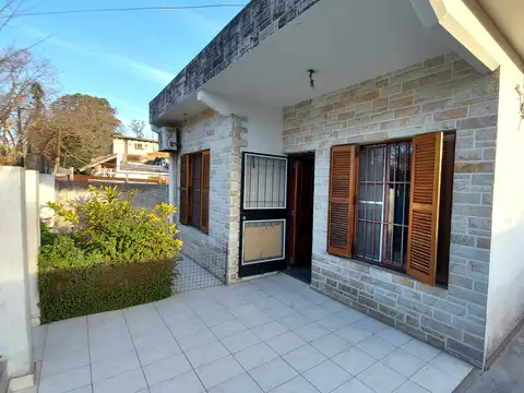 Casa en Alquiler en William Morris, $ 800.000