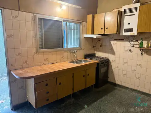 Depto Tipo Casa 2 ambientes con 1 baño