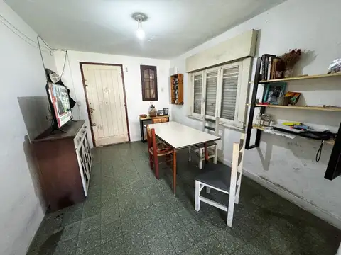 Depto Tipo Casa 3 ambientes con 1 baño