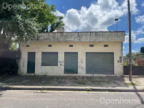 VENTA CASA CON LOCAL COMERCIAL EN TORTUGUITAS