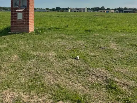 Terreno en Venta en Countries y Barrios Cerrados en Pilar, USD 22.000