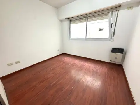 Departamento en Alquiler en Castelar Norte, $ 800.000