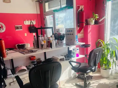 VENTA FONDO DE COMERCIO PELUQUERIA Y ESTETICA