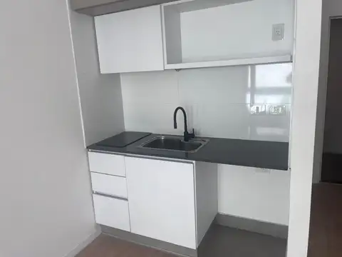 Departamento en Venta en Cid Campeador, USD 76.000