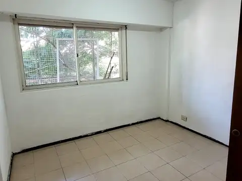 Departamento 5 ambientes con 1 baño