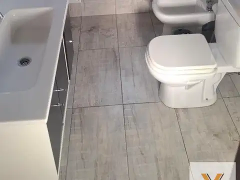 Casa 3 ambientes con 2 baños