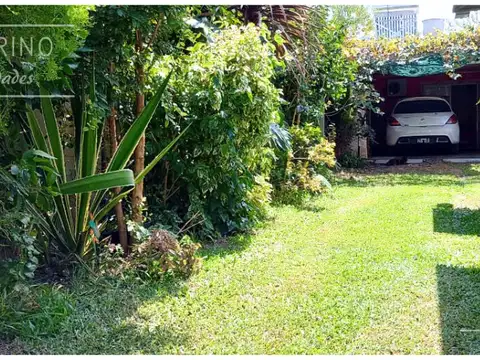 Casas con patio, Hipólito Yrigoyen, San José.