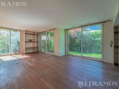 Departamento en Venta con 4 cocheras