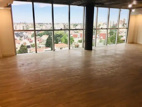 Av Rivadavia 13300, Piso 6°