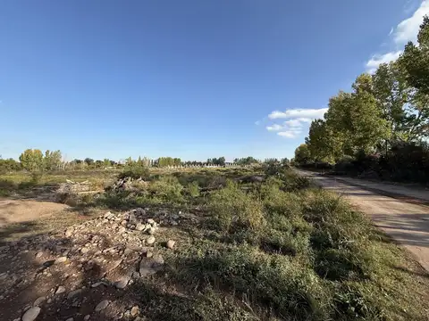 Terreno en Venta en Lunlunta, USD 245.000