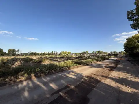 Terreno en Venta en Lunlunta, USD 245.000