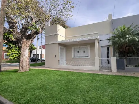venta 4 ambientes mas terraza Casa en San Andrés