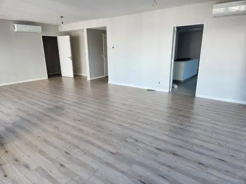 Departamento 4 ambientes con 3 baños