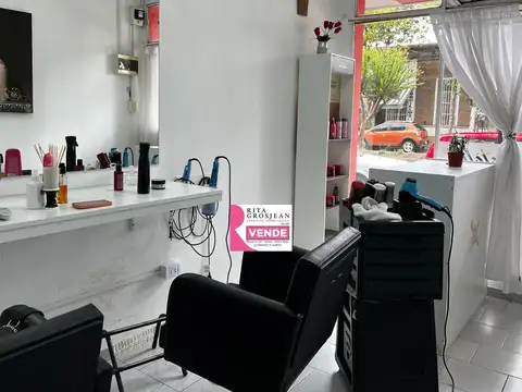 Casa 2 ambientes con 3 baños