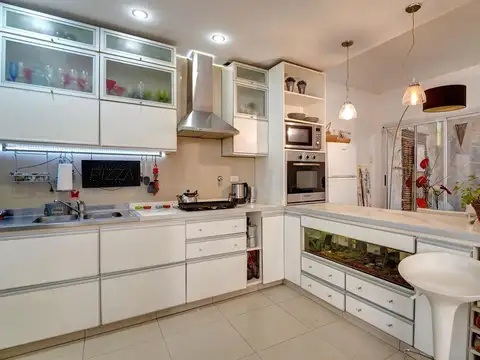 Depto Tipo Casa en Venta de 5 ambientes
