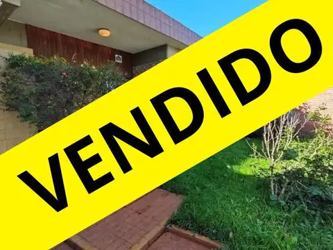 Casa de 5 Amb. en Lote propio de 450 m² venta en Tapiales