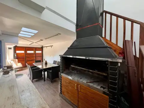 Depto Tipo Casa en Venta de 3 ambientes