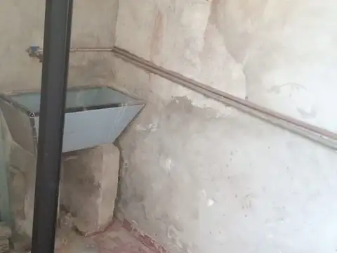 Escultor Santiago Parodi 5200