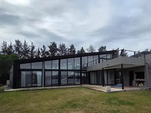 Casa en venta al agua Barrio La Comarca