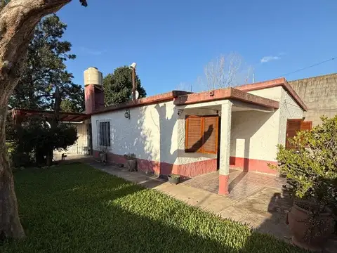 CASA EN VENTA EN ALBIZOLA, CAMPANA.