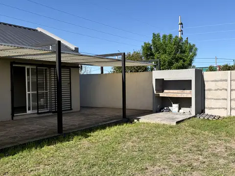 Casa en Alquiler en Roldan, $ 645.000