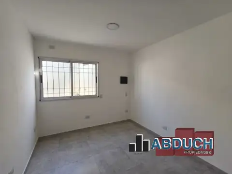 Depto Tipo Casa en Alquiler en Villa Ballester, $ 620.000