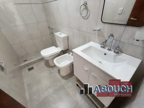 Depto Tipo Casa en Alquiler de 2 ambientes