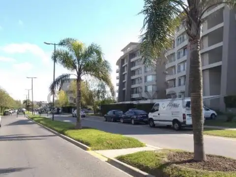 AV DE LOS LAGOS 100, Piso 0