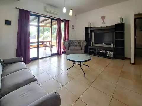 Casa en Venta al Este