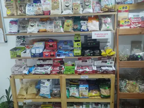 Fondo de comercio Dietética a pasos de Av Regimiento de Patricios...OPORTUNIDAD 