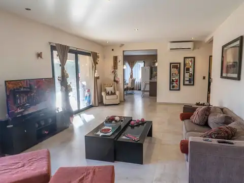 Casa en Venta al Este
