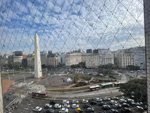 Oficina en Alquiler al Norte